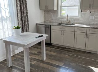 1165 Adelmann Ave, Brookfield, WI 53045