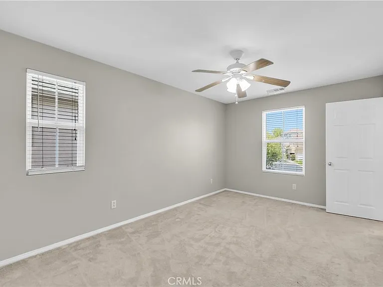 14 Conservatory Dr — Photo 22
