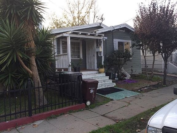 3rd image of 6827 Arthur St