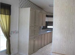 1915 Kingslee Dr, Southport, FL 32409