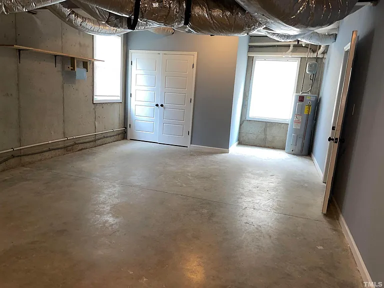 109 Ashe Ave — Photo 28