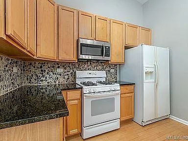 707 Genesee Dr — Photo 10