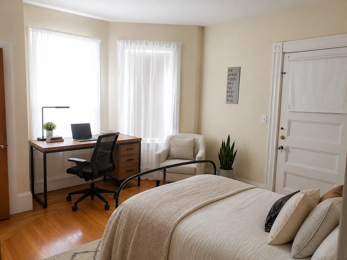 3 bed, 1100 sqft, $3,100 — Photo 4