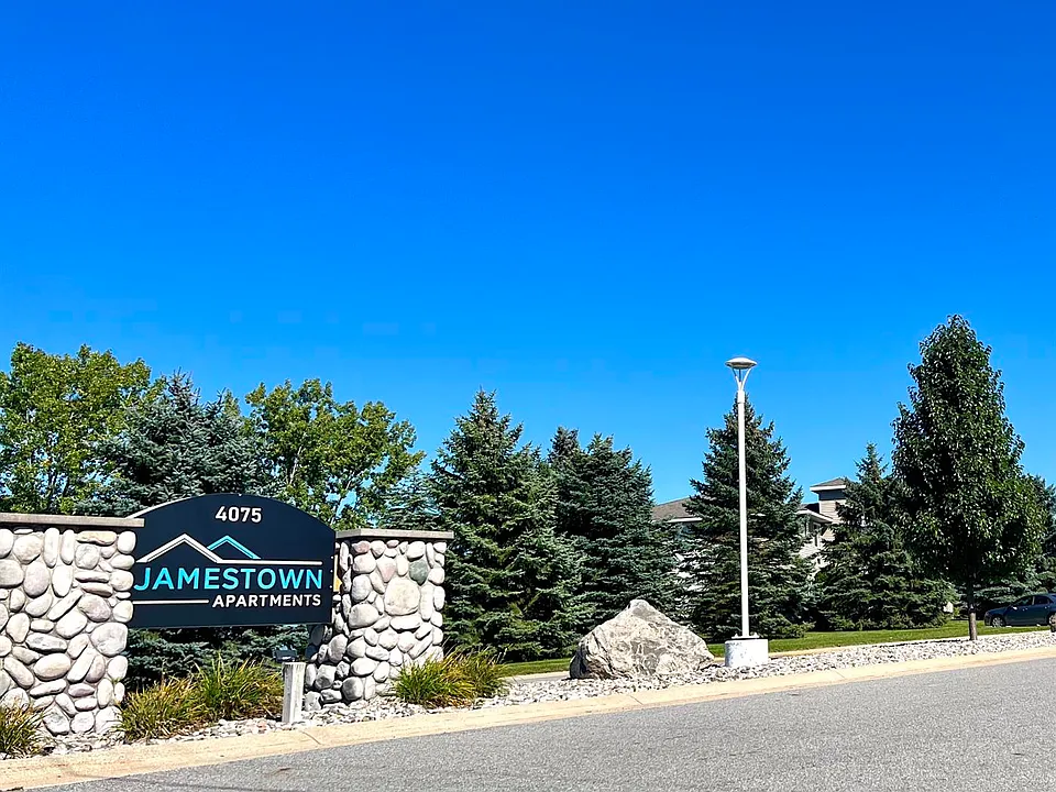 JAMESTOWN APTS__111