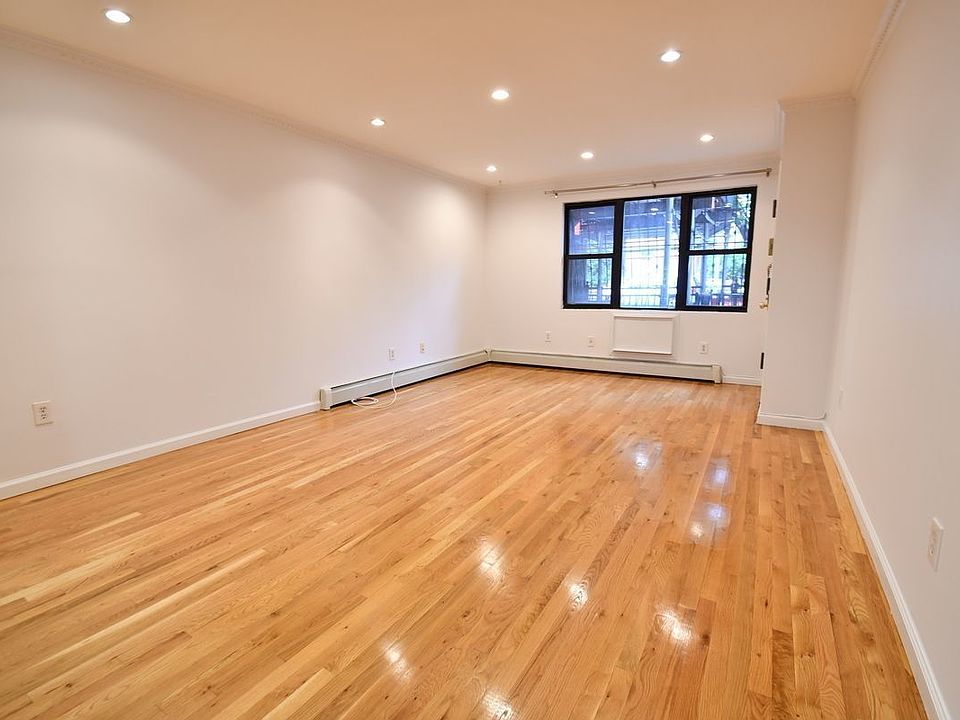 1st image of 107 Madison St #3
