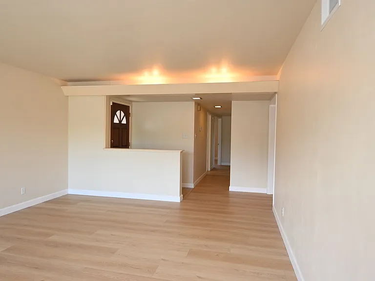 3421 Eden Dr — Photo 3