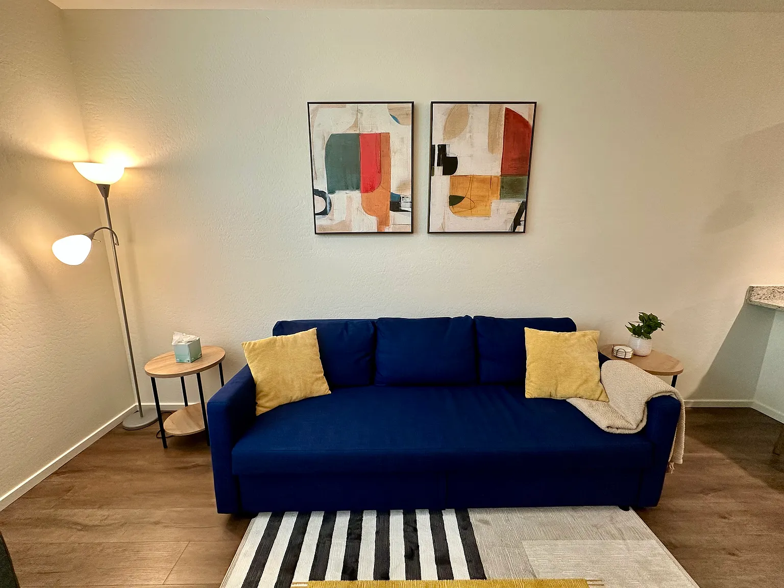 2351 E Hidalgo Ave — Photo 3