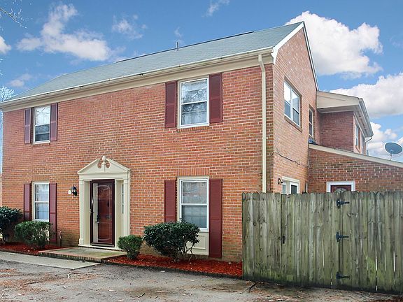 3rd image of 14573 Old Courthouse Way Unit F