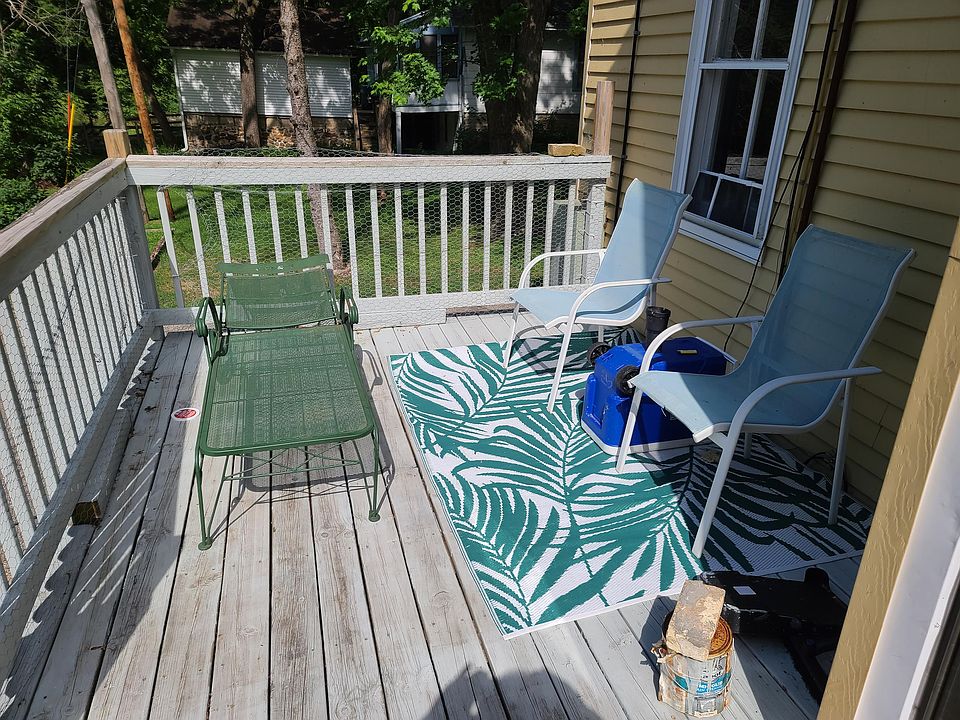 Your own sun-drenched deck, south facing, river view.