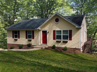 2816 W Bardonner Rd, Gibsonia, PA 15044