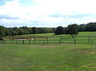 204 Double Duty Dr, Decatur, TX 76234