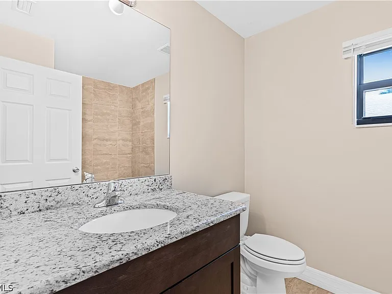 3509 SW Santa Barbara Pl — Photo 11