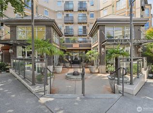 1125 E Olive St APT 206, Seattle, WA