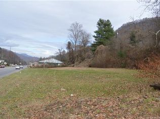 3325 Dellwood Rd, Waynesville, NC 28786