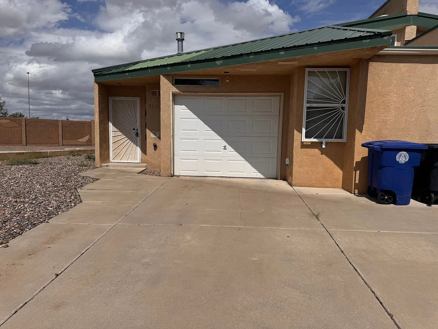 Beautiful 2 bedroom 2 bath home — Photo 1