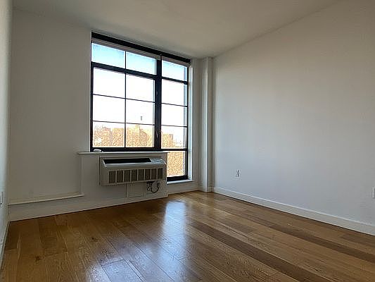 5th image of 180 Nassau St APT 8D