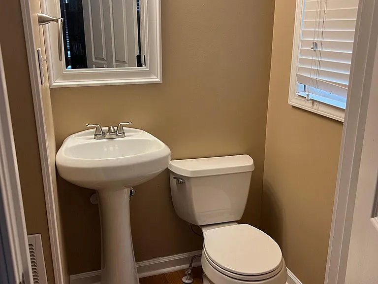6305 Long Island Ct — Photo 14