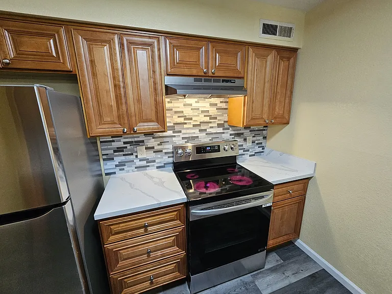 1210-1250 Kenny Dr — Photo 170