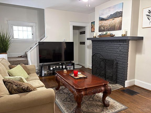 2nd image of 4654 Winton Rd