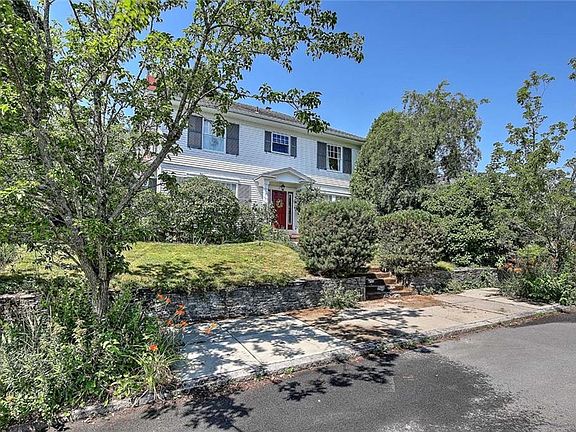 2nd image of 21 Blaisdell Ave