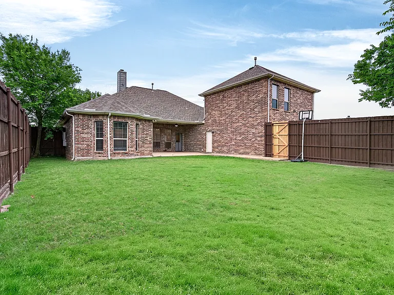 9861 Chamber Hall Dr — Photo 30