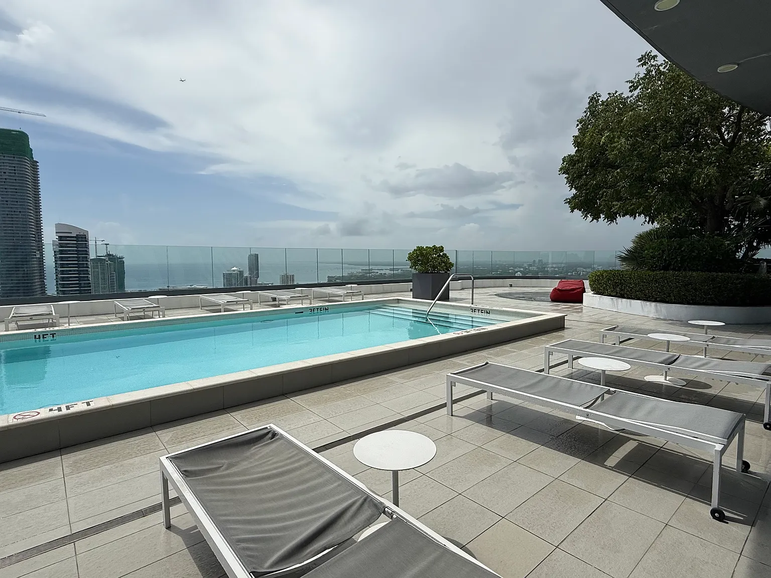 1 bed, 650 sqft, $3,200 — Photo 4