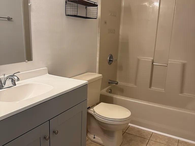 2306 Textile St #2 — Photo 4