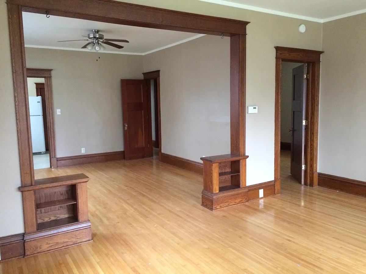 Building Photo - 526 Reeves Dr