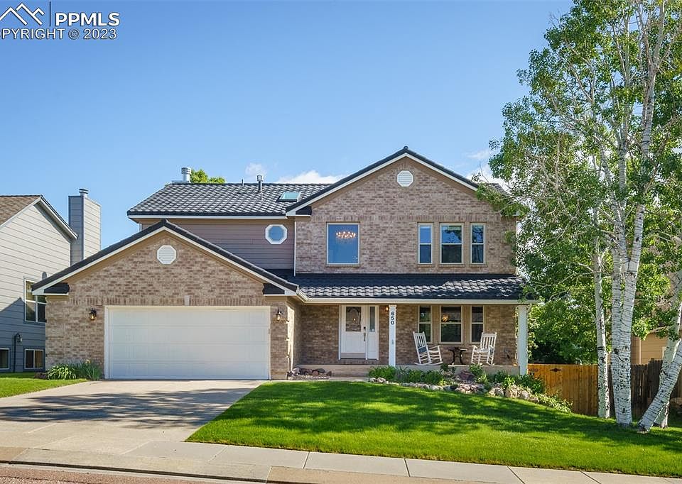 1st image of 650 Maroonglen Ct