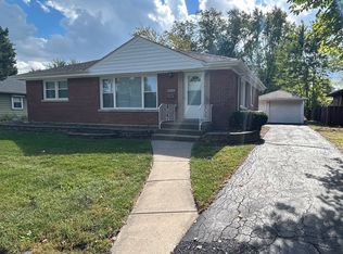 609 E 160th Pl, South Holland, IL 60473