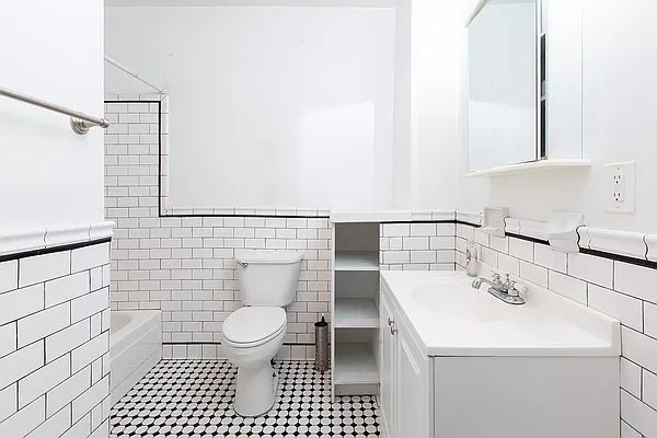 Rented by The Agency | media 6