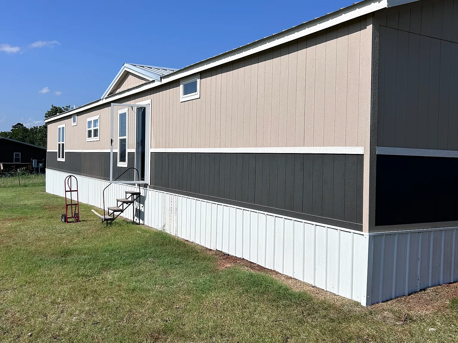 3 bed, 1120 sqft, $1,250 — Photo 2