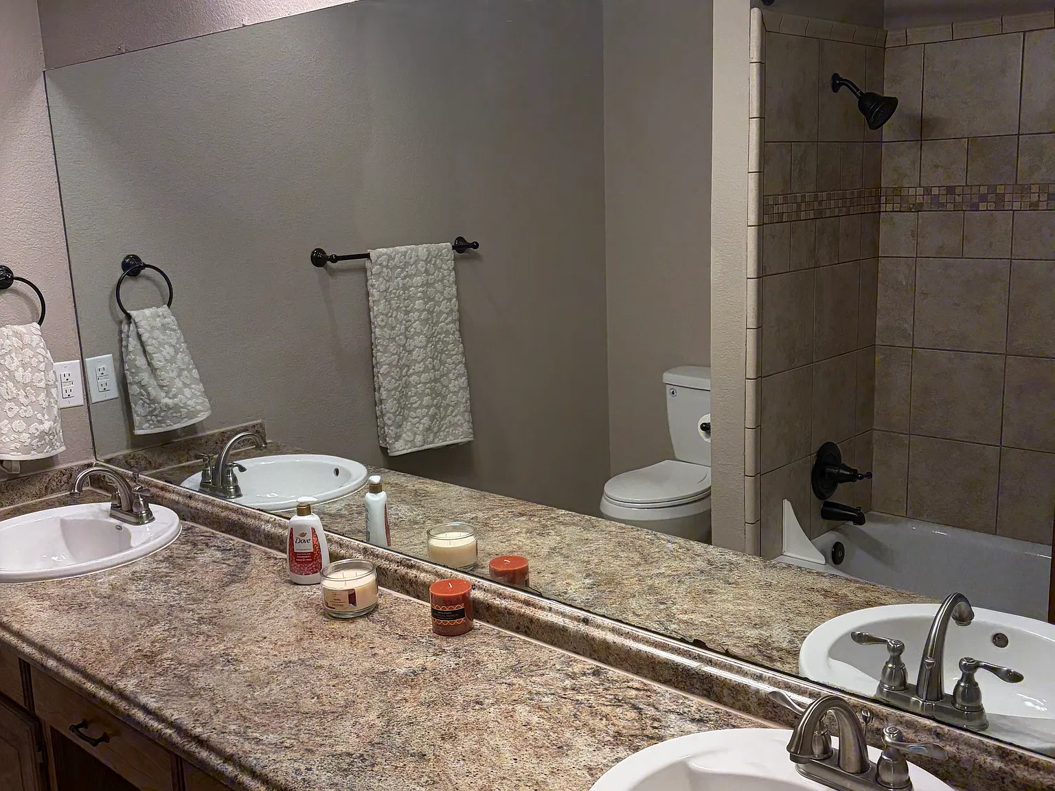 2 bed, 2.5 bath, 1435 sqft, $2,250 — Photo 4