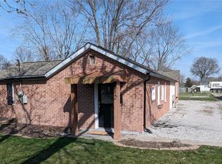 512 Best St, Staunton, IL 62088