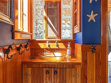 Upstairs bathroom