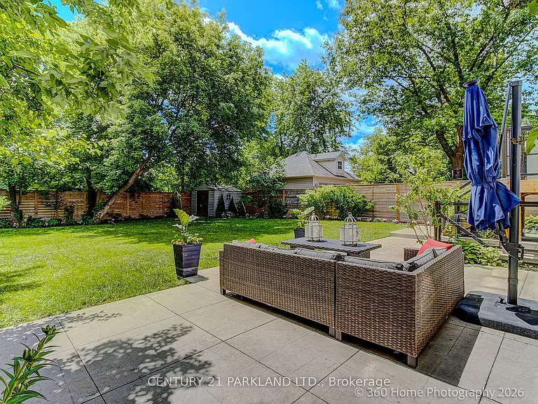 141 Churchill Ave — Photo 43