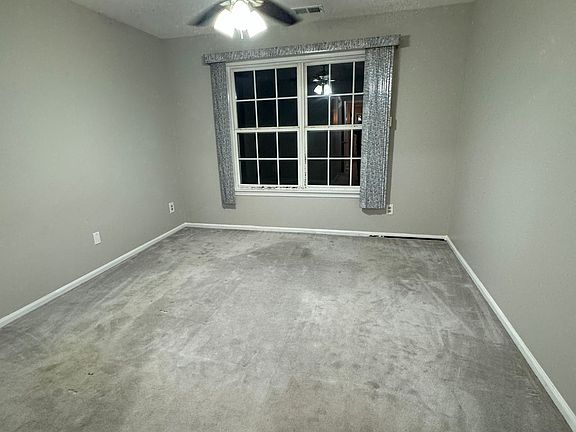 5th image of 1024 Waterford Dr #1024