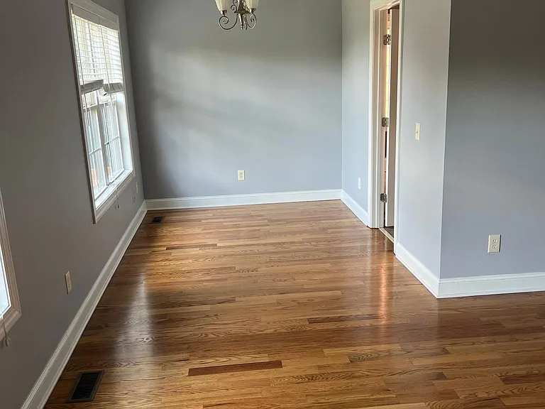 109 Fieldcrest Cir — Photo 19