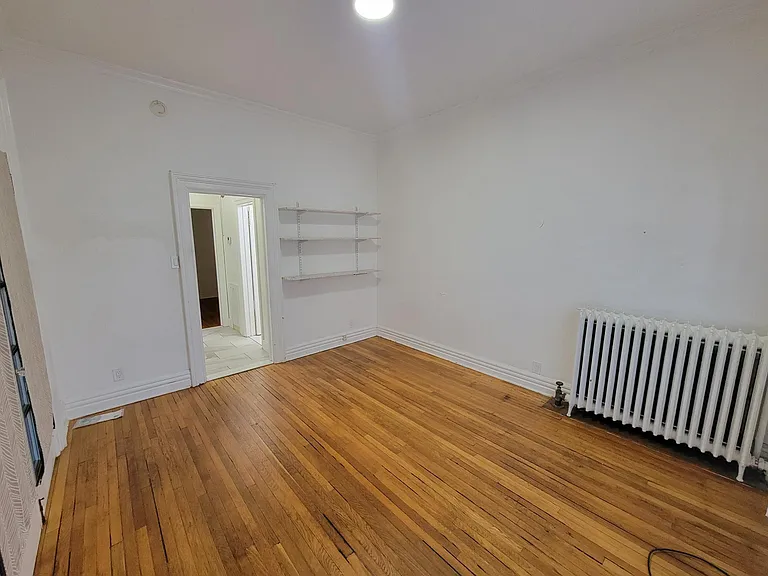 518 Madison Ave #1 — Photo 3