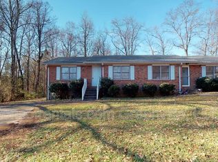 111 Colebrook Ct #A, Boiling Springs, SC 29316