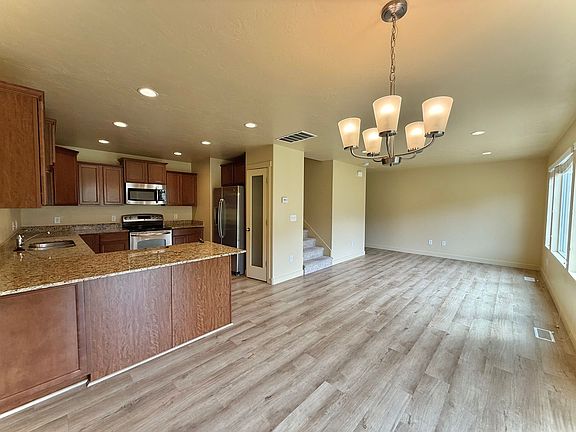 5th image of 14463 S Edgemere Dr