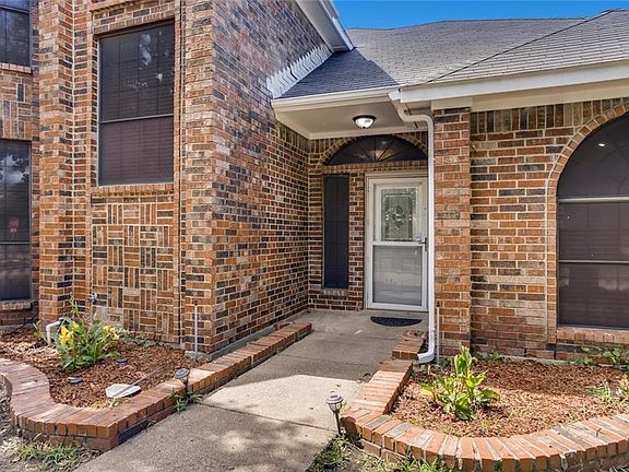 3rd image of 1201 Buckeye Dr