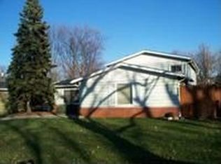 1045 N Rensselaer Ave, Griffith, IN 46319