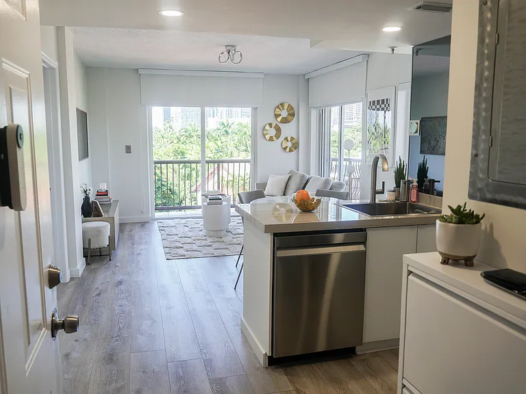 1918 Brickell Ave #502 — Photo 3