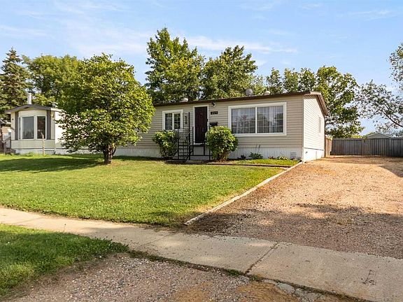 3rd image of 4809 N 26th St