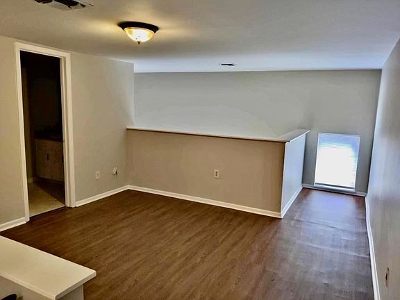 2nd image of 801 S Carancahua St APT 2