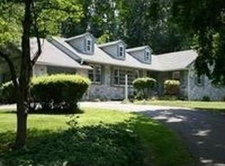 222 County Park Rd, Pottstown, PA 19465