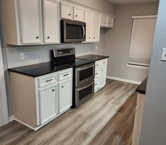 1720 Hazelwood Dr #1720 — Photo 6