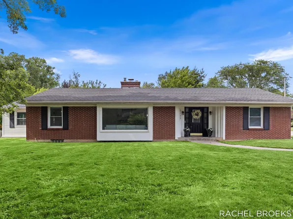3185 Baker Park Dr SE, Grand Rapids, MI 49508