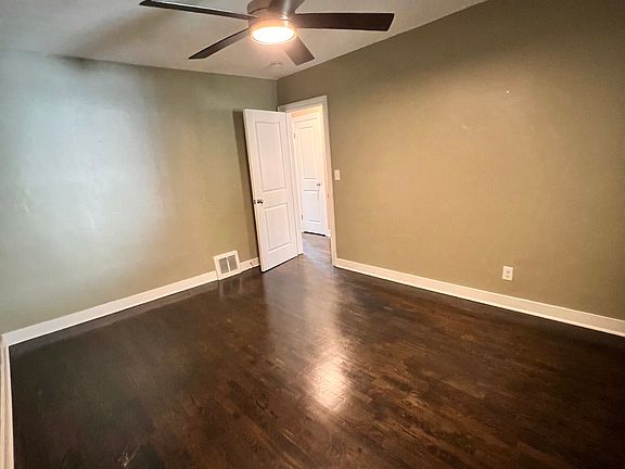 5th image of 1813 Kreiser St SE